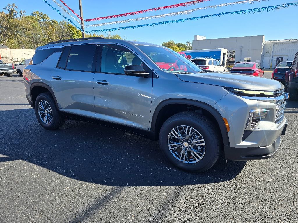 New 2026 Chevrolet Traverse LT