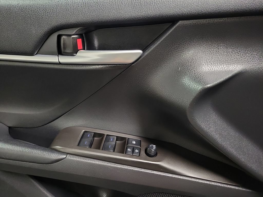 Used 2023 Toyota Camry SE AWD/4WD image 21
