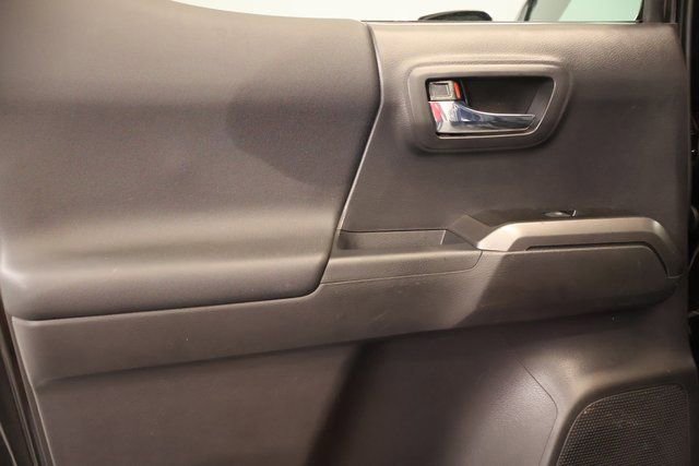 Used 2023 Toyota Tacoma TRD Sport AWD/4WD image 27