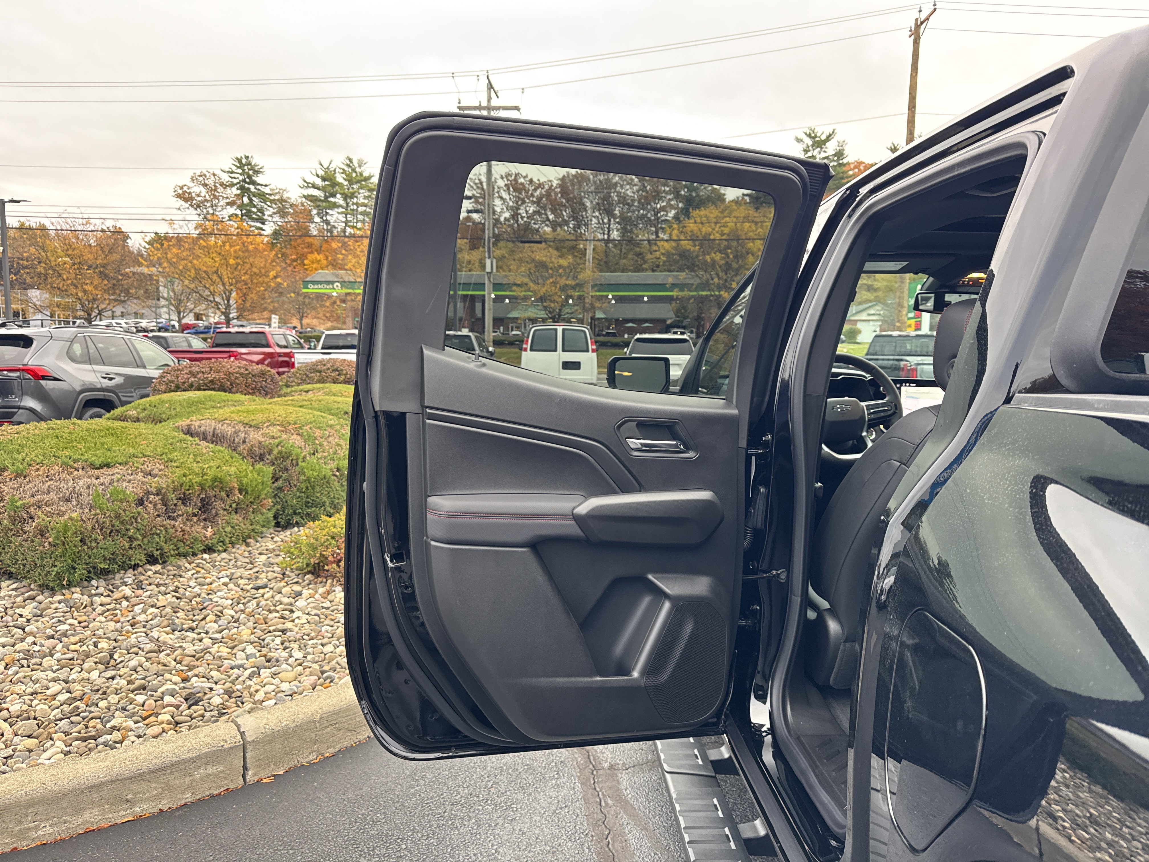 New 2026 Chevrolet Colorado Z71 w/ Technology Package image 29