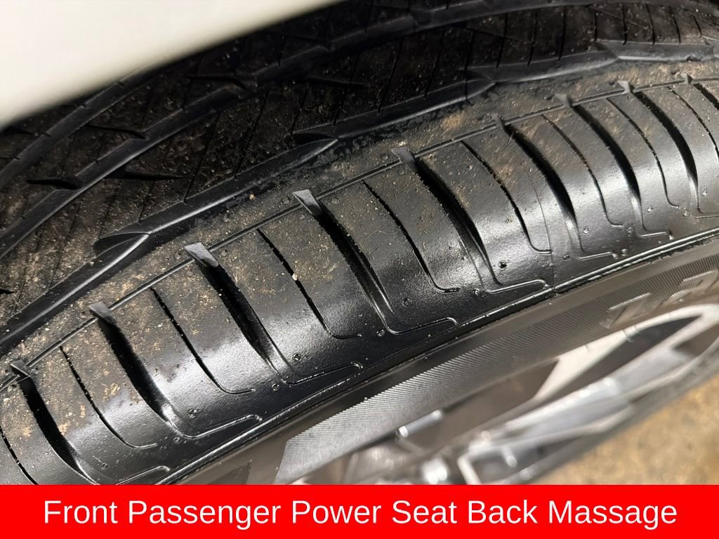 Used 2023 Jeep Grand Cherokee Overland w/ Advanced Protech Group III image 33