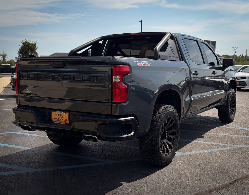 Used 2021 Chevrolet Silverado 1500 LT Trail Boss AWD/4WD image 30