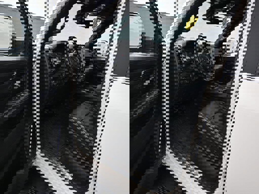 Used 2022 RAM 3500 Limited AWD/4WD image 13