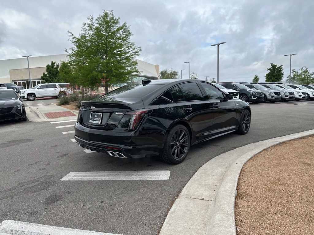 New 2026 Cadillac CT5 V image 9
