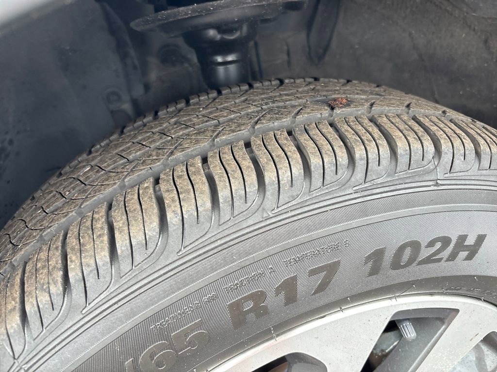 Used 2023 Subaru Outback Premium image 33