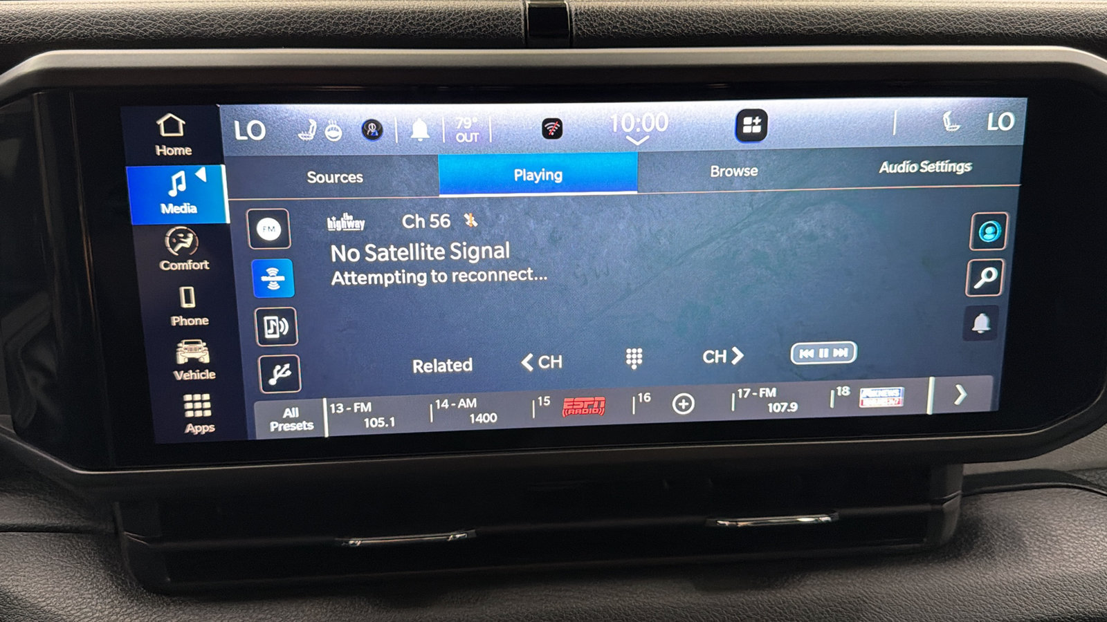 Used 2024 Jeep Wrangler Unlimited w/ Convenience Group AWD/4WD image 21
