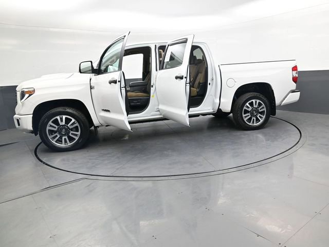 Used 2018 Toyota Tundra SR5 w/ TRD Sport Package AWD/4WD image 40