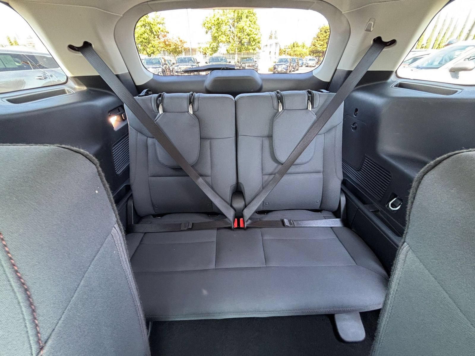 Used 2026 Ford Explorer Active AWD/4WD image 30