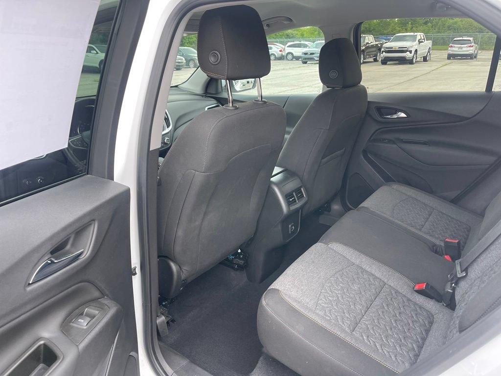 Used 2023 Chevrolet Equinox LT w/ LPO, Floor Liner Package AWD/4WD image 15