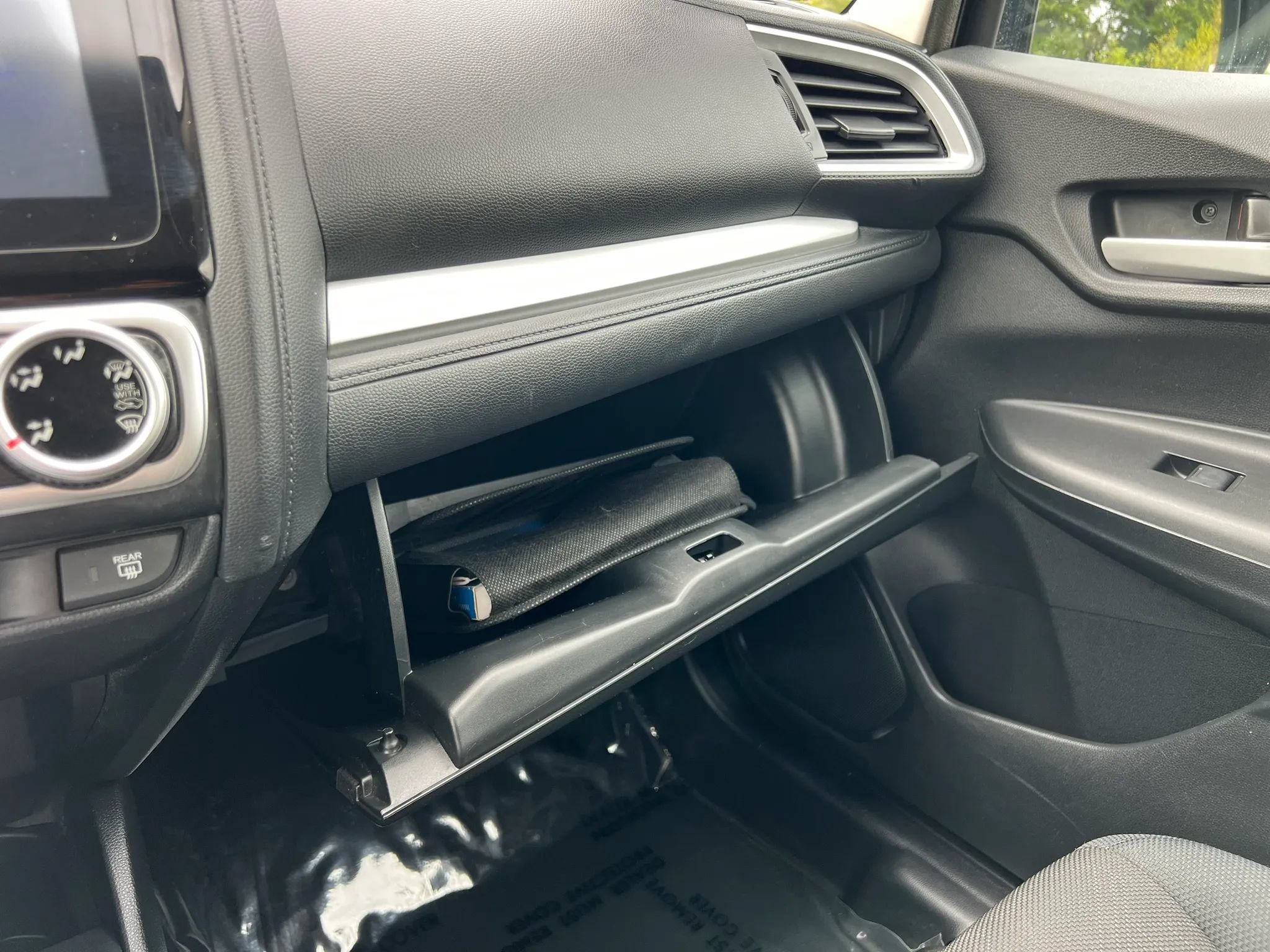 Used 2015 Honda Fit EX image 28