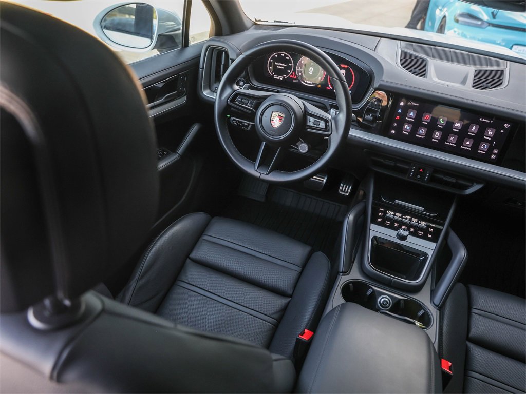Certified 2024 Porsche Cayenne S image 34