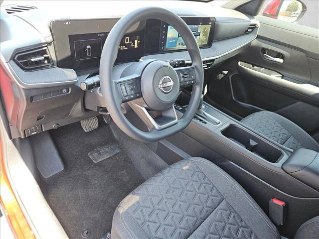Certified 2025 Nissan Kicks SV FWD image 18