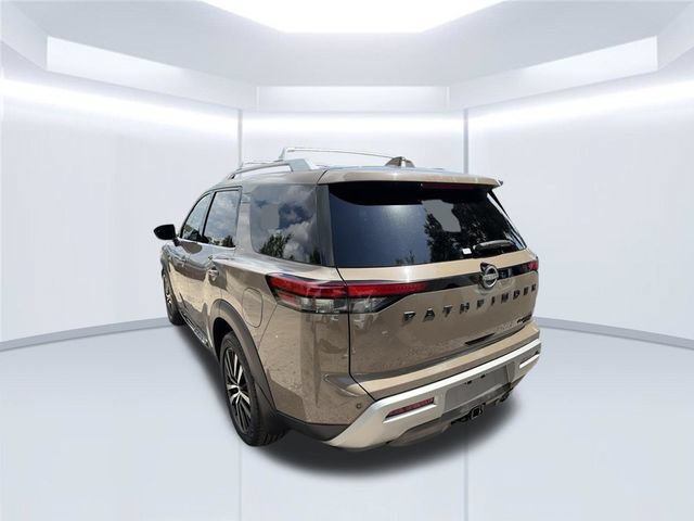 Used 2023 Nissan Pathfinder Platinum w/ Black Appearance Package AWD/4WD image 8