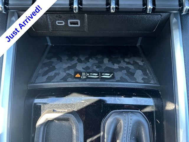 Used 2024 Chevrolet Colorado LT w/ LT Convenience Package II RWD image 10