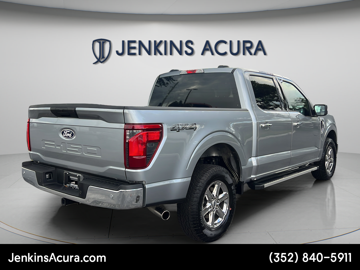 Used 2025 Ford F150 XLT w/ Equipment Group 301A Standard AWD/4WD image 3