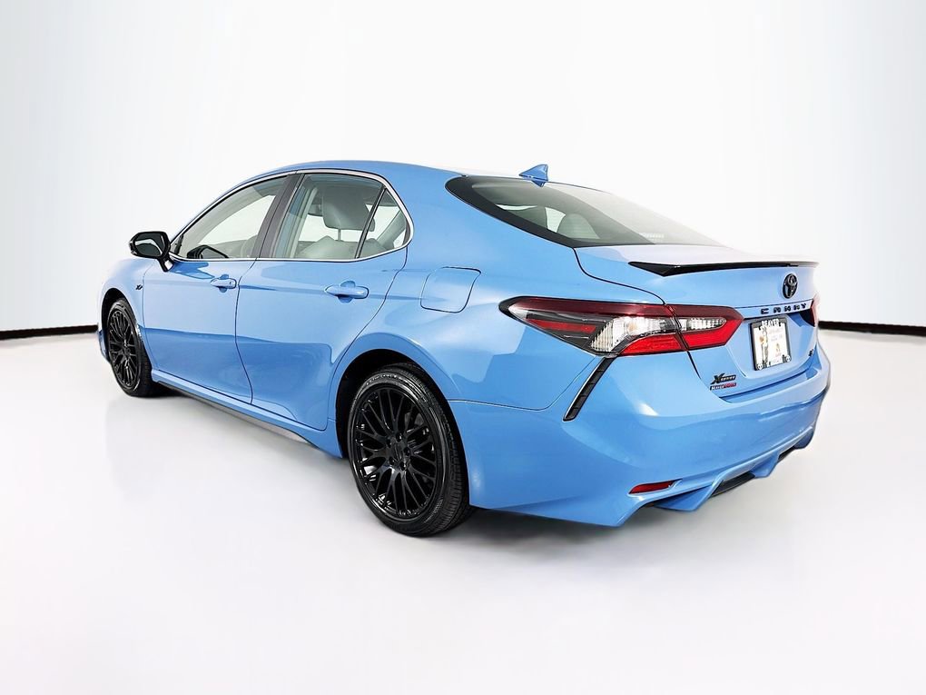 Used 2024 Toyota Camry SE w/ Cold Weather Package image 7