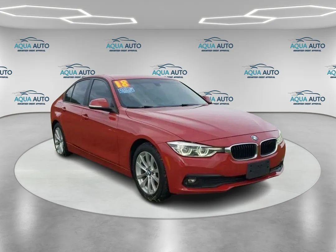 Used 2018 BMW 320i Sedan RWD image 3