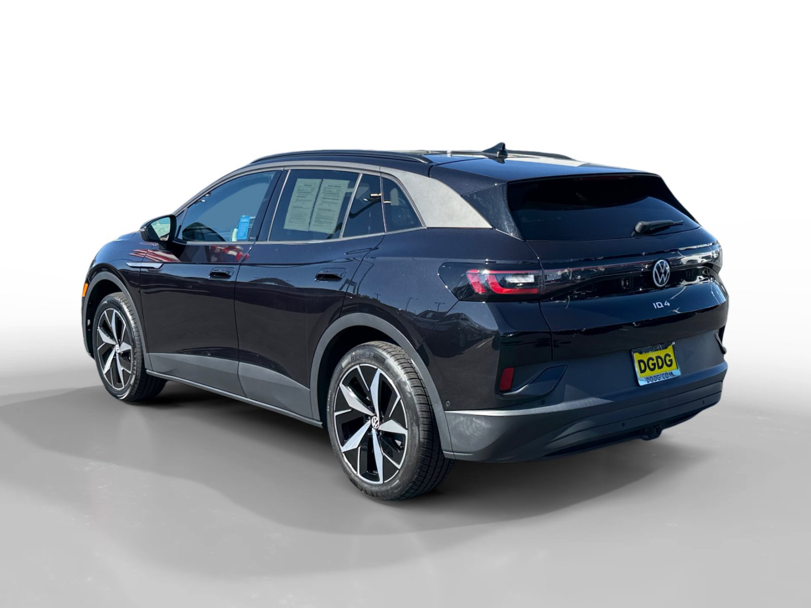 Certified 2023 Volkswagen ID.4 Pro S AWD/4WD image 3