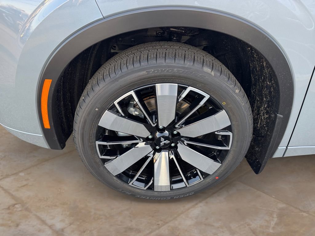 New 2026 Mitsubishi Outlander SEL image 14