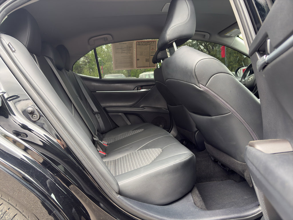 Used 2023 Toyota Camry SE image 16
