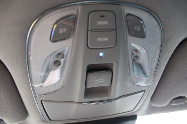Used 2016 Hyundai Equus Ultimate RWD image 26