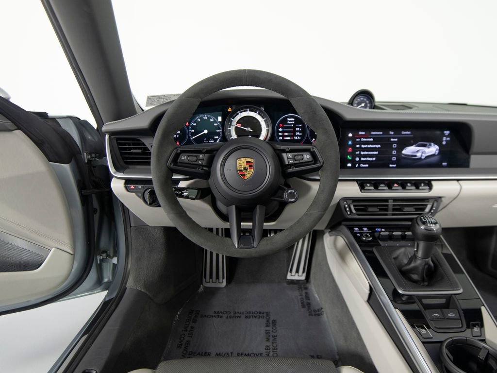 Certified 2022 Porsche 911 Targa 4S AWD/4WD image 17