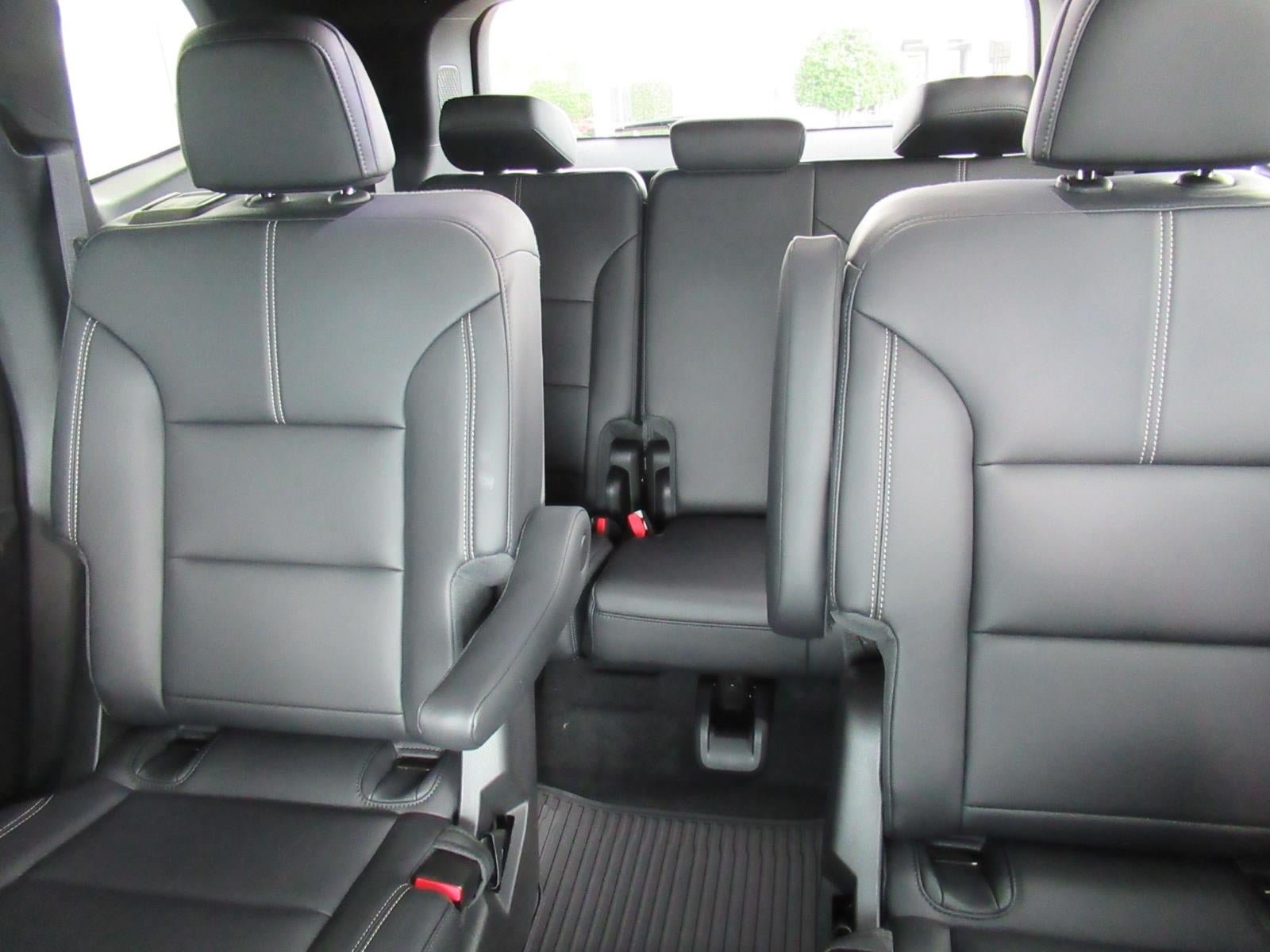 New 2026 GMC Acadia Elevation w/ Black Edition FWD image 18
