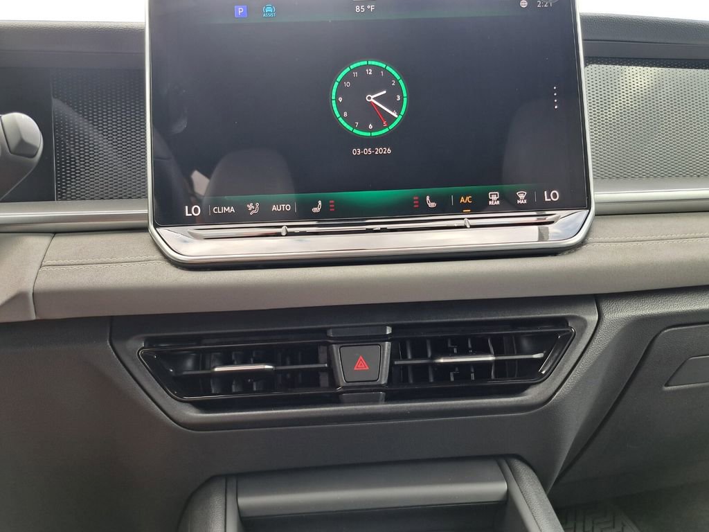 New 2026 Volkswagen Tiguan SE R-Line image 10