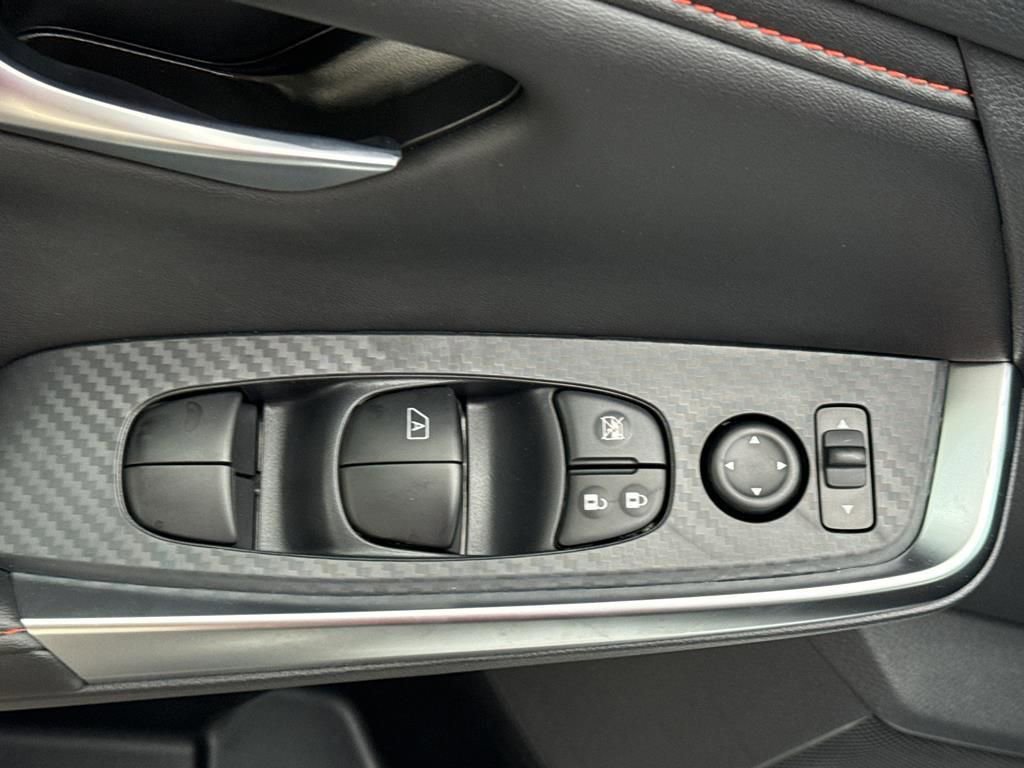 New 2025 Nissan Sentra SR image 18