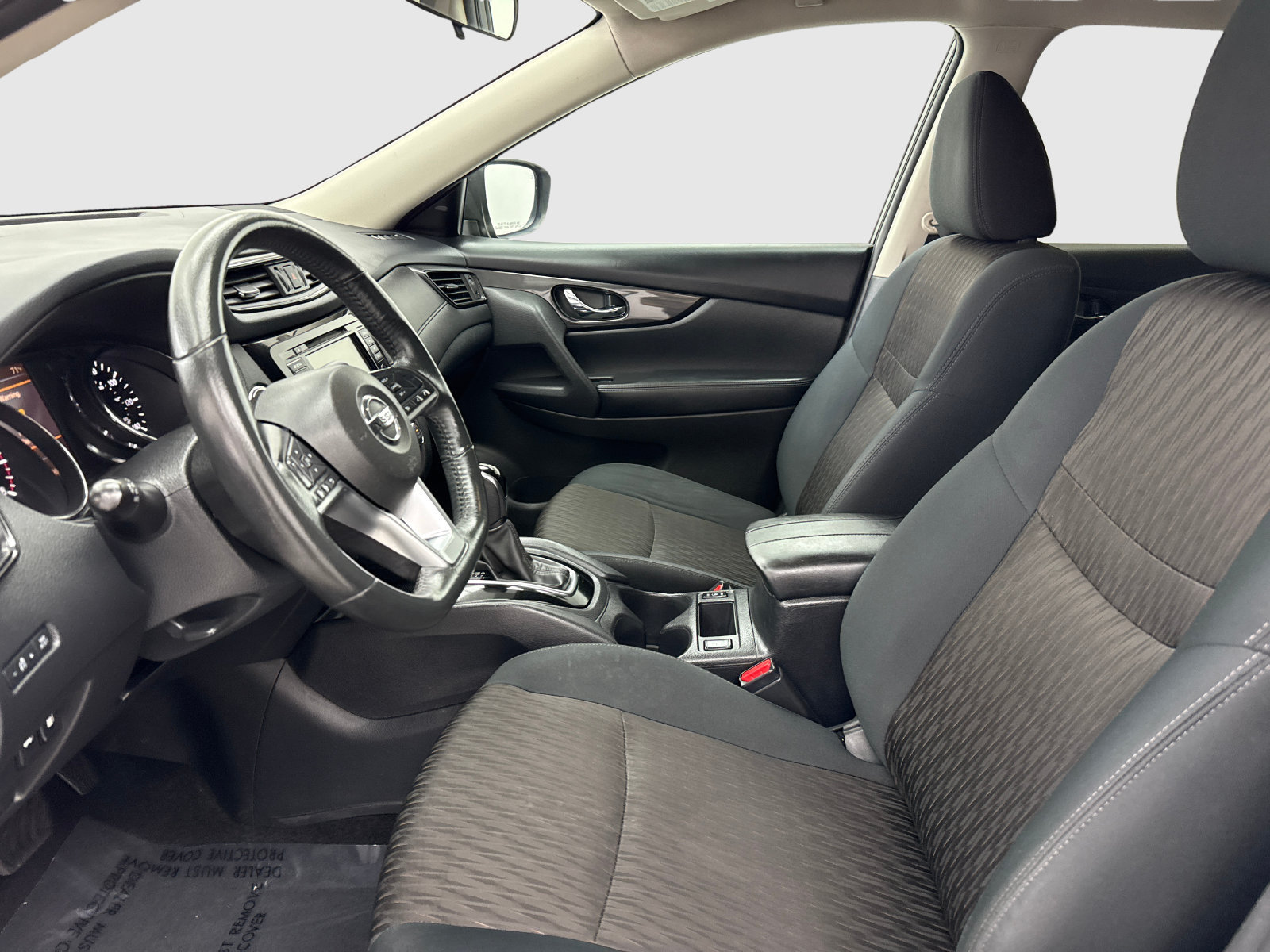 Used 2018 Nissan Rogue SV AWD/4WD image 17