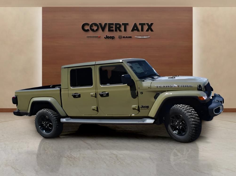 Used 2025 Jeep Gladiator Sport AWD/4WD image 6
