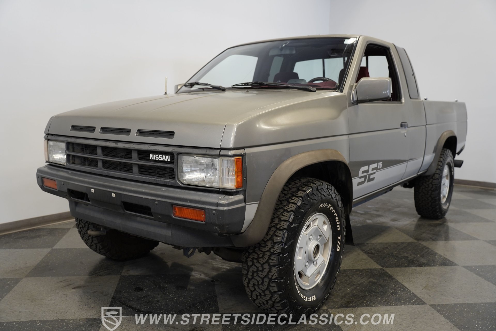 Used 1989 Nissan Pickup 4x4 King Cab V6 image 19