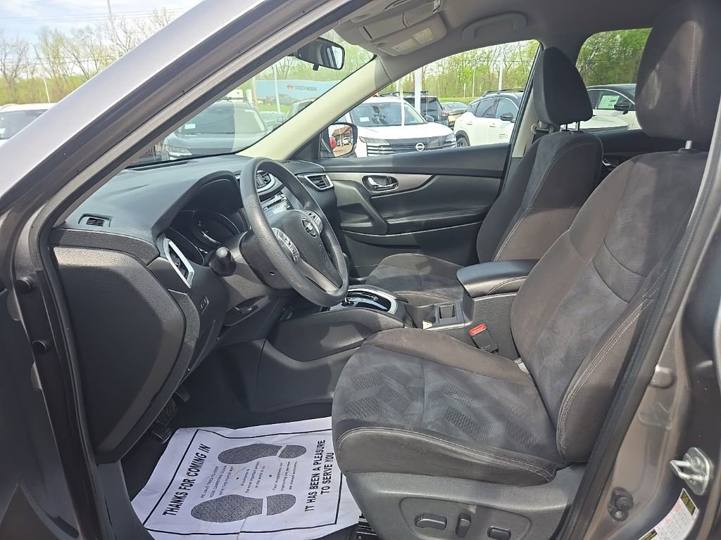 Used 2015 Nissan Rogue SV AWD/4WD image 11