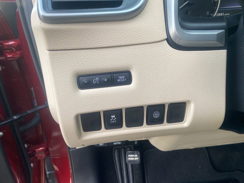 Used 2024 Nissan Murano SV image 16