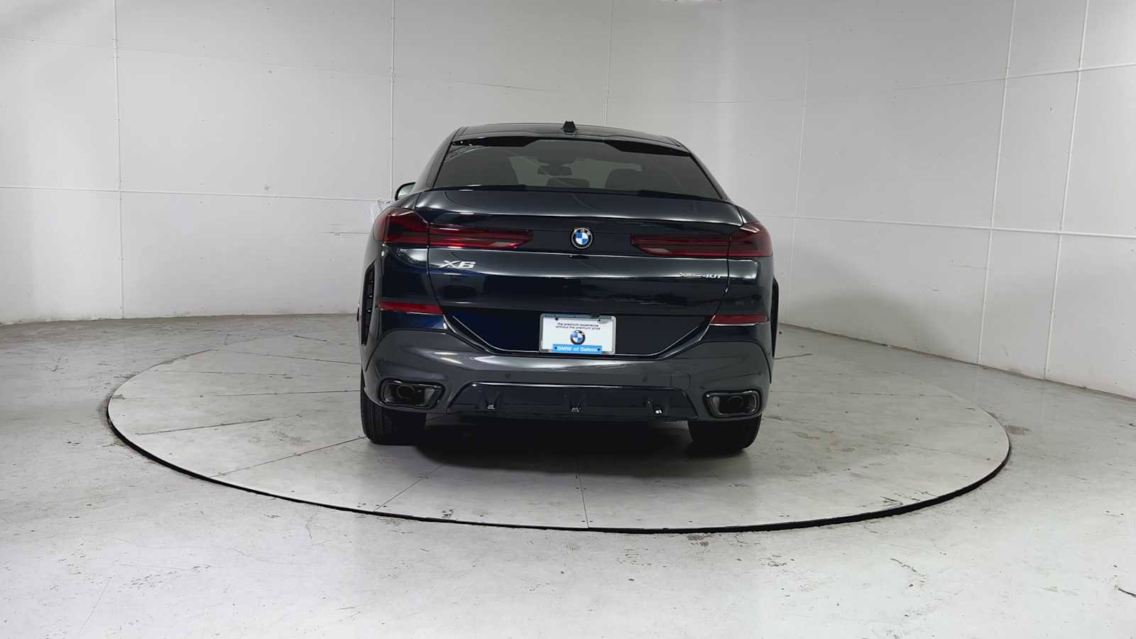 New 2026 BMW X6 xDrive40i image 3