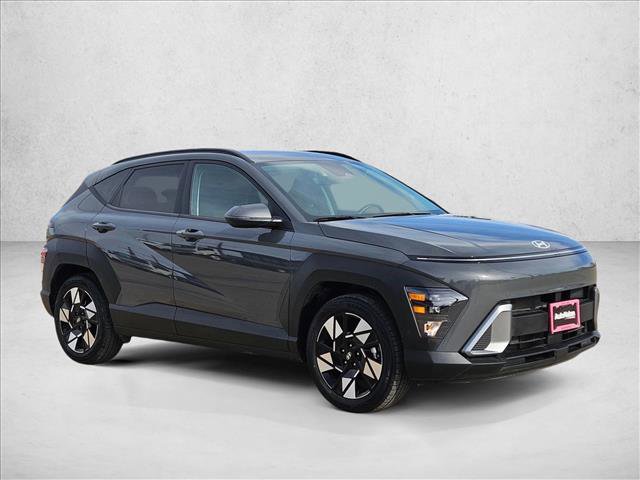 Used 2025 Hyundai Kona SEL FWD image 3