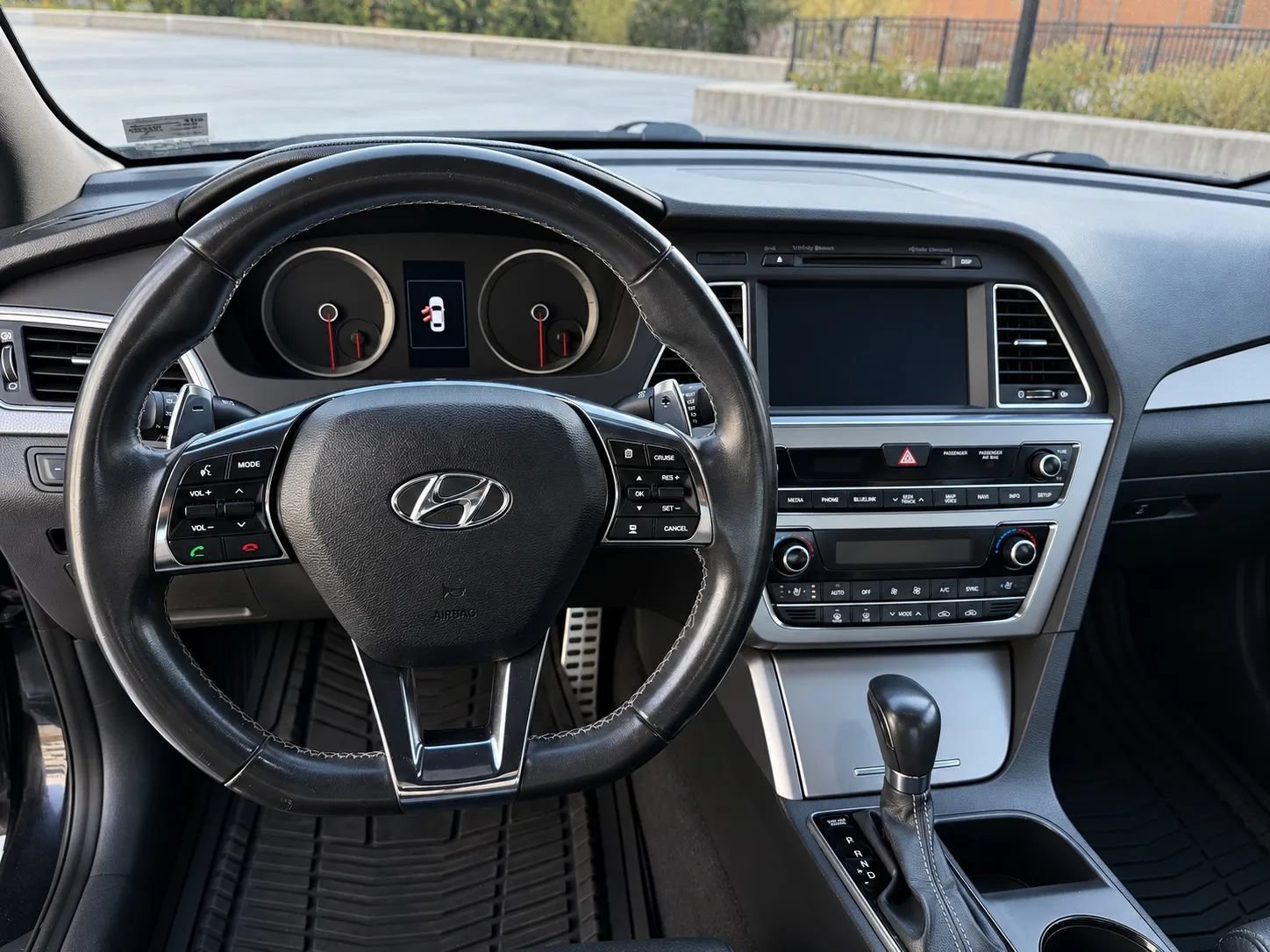 Used 2015 Hyundai Sonata Limited 2.0T FWD image 8