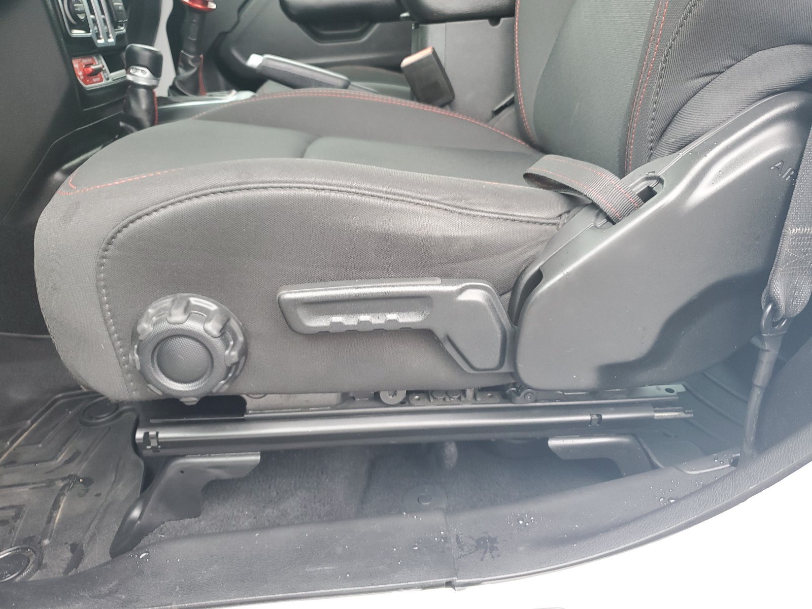 Used 2021 Jeep Wrangler Rubicon AWD/4WD image 21