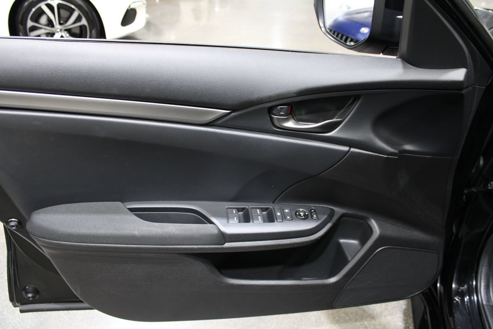 Used 2018 Honda Civic Sport image 21