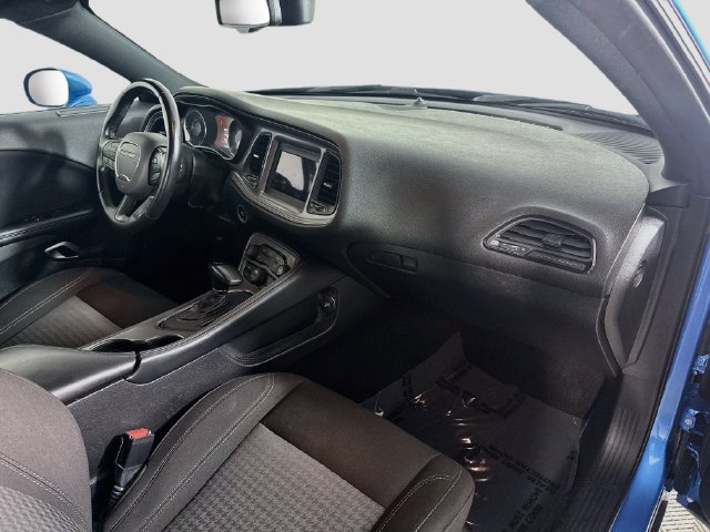Used 2023 Dodge Challenger SXT RWD image 27