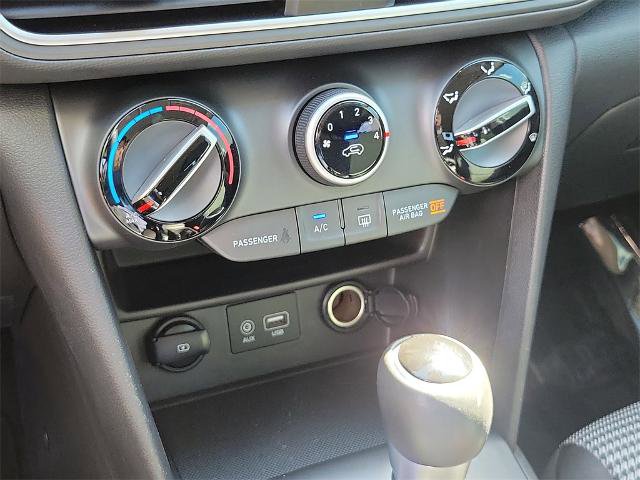 Used 2021 Hyundai Kona SEL image 28