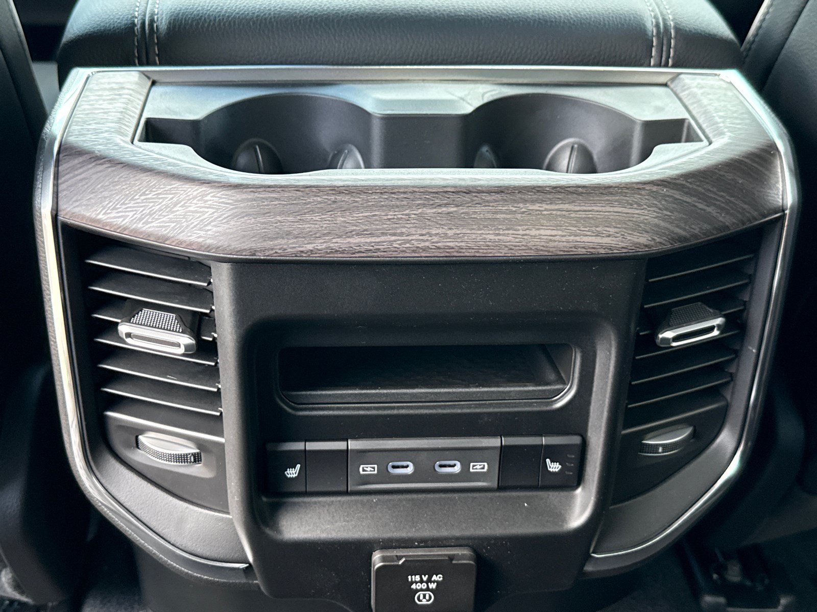 New 2027 RAM 1500 Laramie w/ Night Edition AWD/4WD image 22