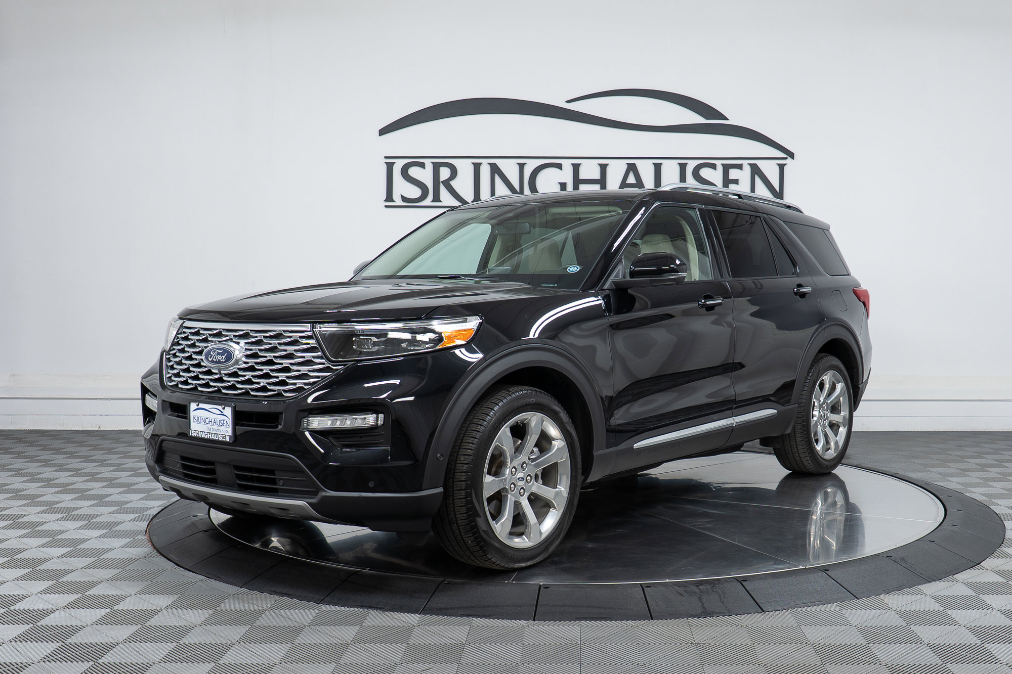 Used 2020 Ford Explorer Platinum w/ Premium Technology Package AWD/4WD image 1