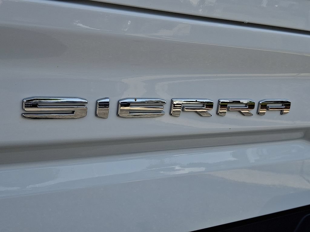 Used 2024 GMC Sierra 1500 AT4 w/ Technology Package AWD/4WD image 36