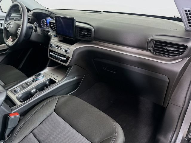 Used 2023 Ford Explorer XLT AWD/4WD image 33