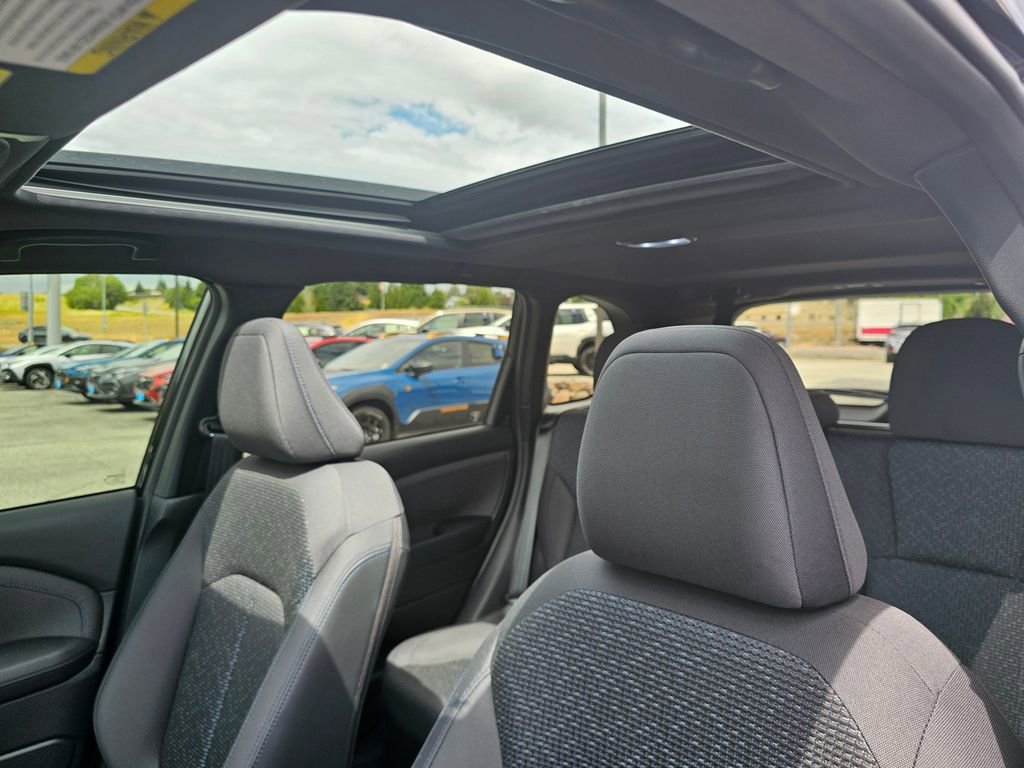 Used 2025 Subaru Forester Premium AWD/4WD image 19