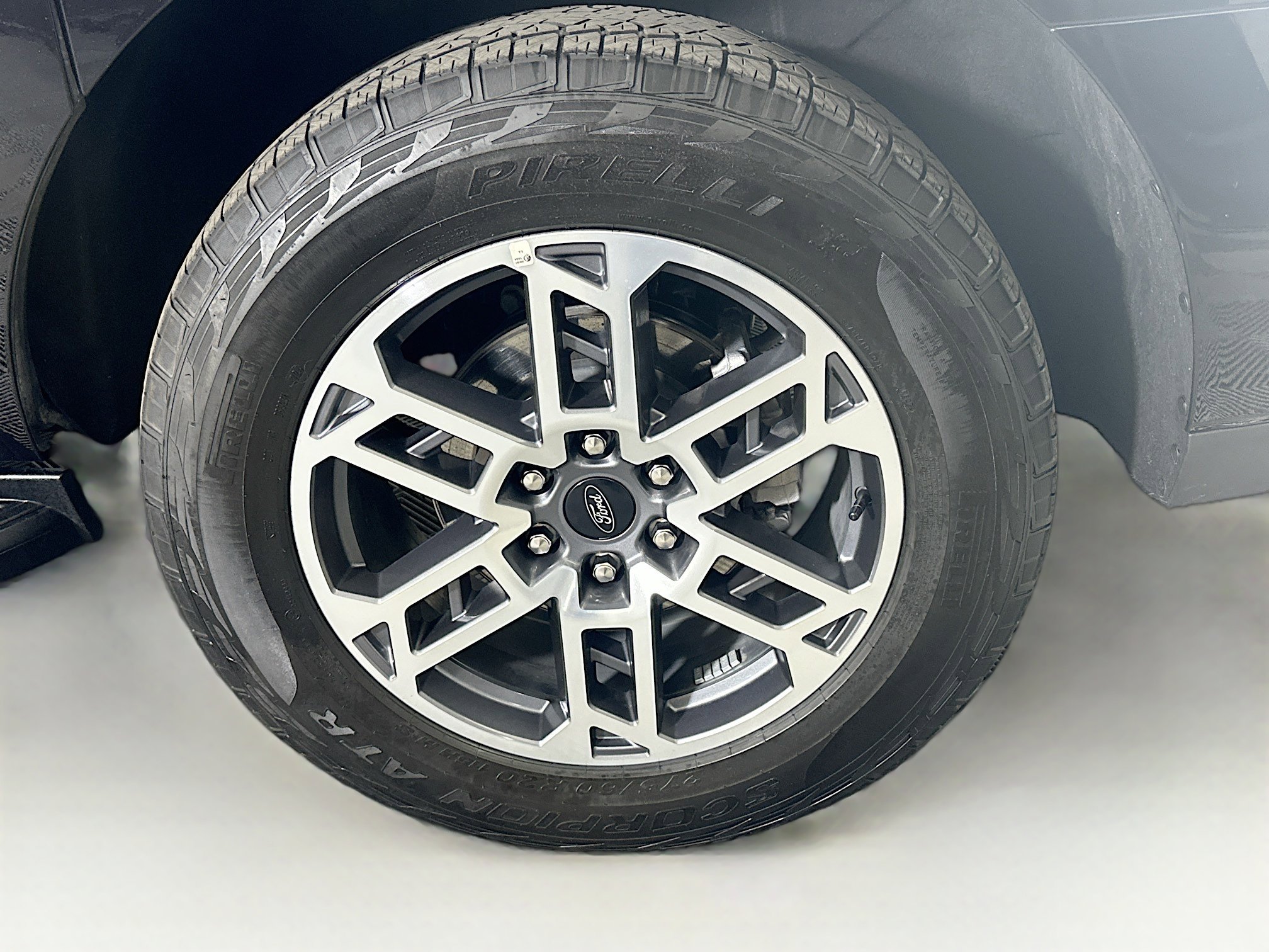Used 2025 Ford Expedition Max Active AWD/4WD image 11