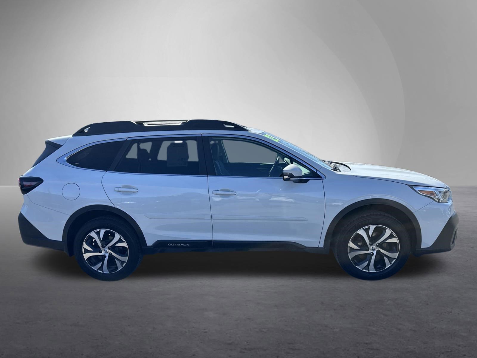 Used 2022 Subaru Outback Limited w/ Popular Package #2 AWD/4WD image 2