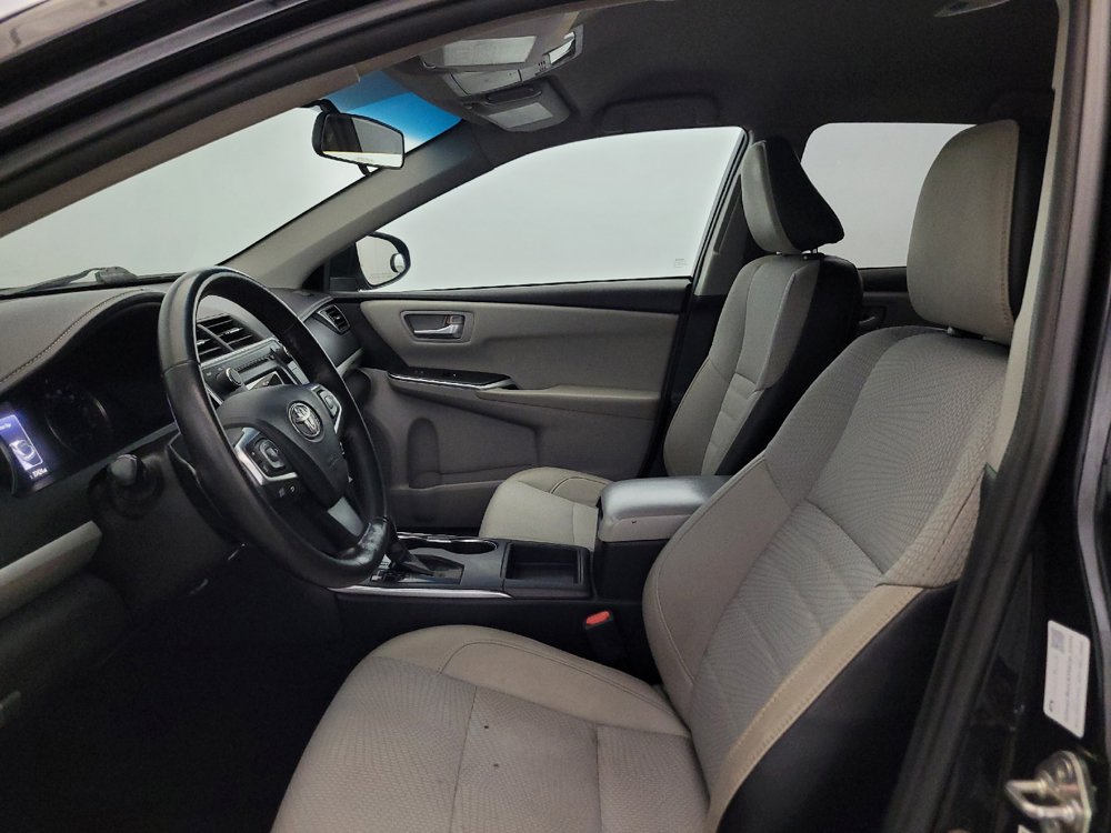 Used 2017 Toyota Camry SE w/ Protection Package (Q2) FWD image 17