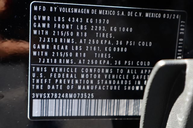 Certified 2024 Volkswagen Taos SE FWD image 27